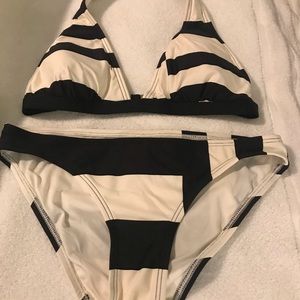 KATE SPADE SWIMSUIT
